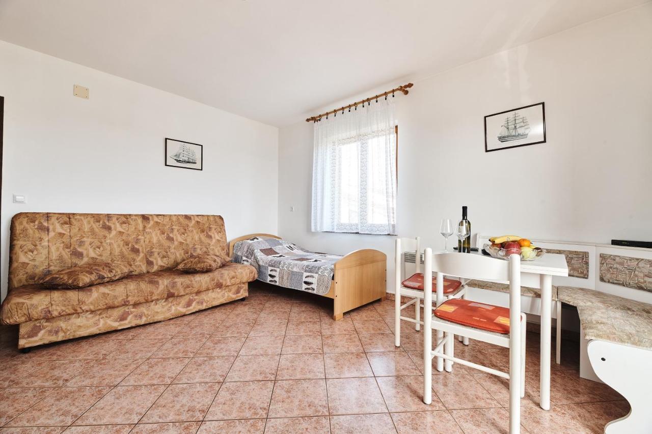 Apartment Car Umag Extérieur photo